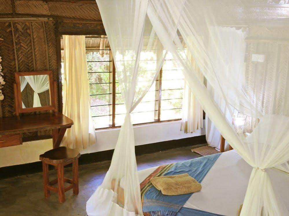 Peponi Beach Resort Pangani Esterno foto